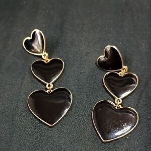 Elegant Black and Gold Heart Drop Earrings
